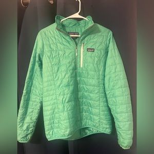Patagonia green nano zip puffer 🤩🤩